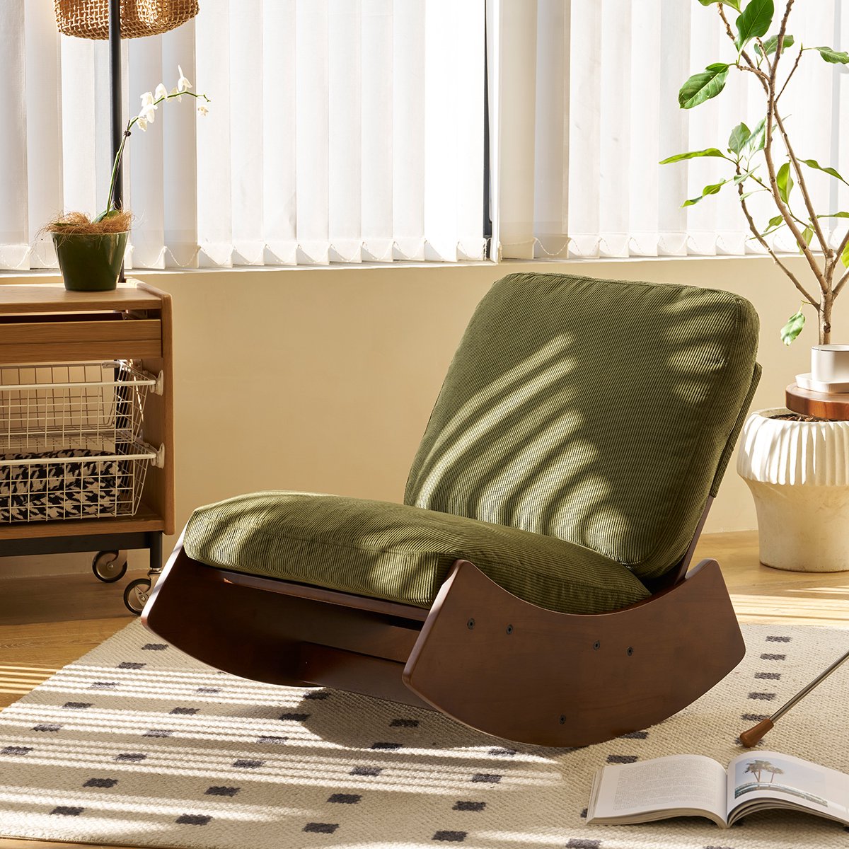 Comfortabele schommelstoel, hoogwaardige bekleding, massief houten frame, perfect voor meerdere doeleinden: accent-leesstoel voor slaapkamer, woonkamer, kinderkamer- Groen