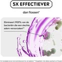 Listerine is 5x effectiever dan flossen. Paarse vloeistof met bacteriën, waaronder 99,9% van slechte adem veroorzakers.