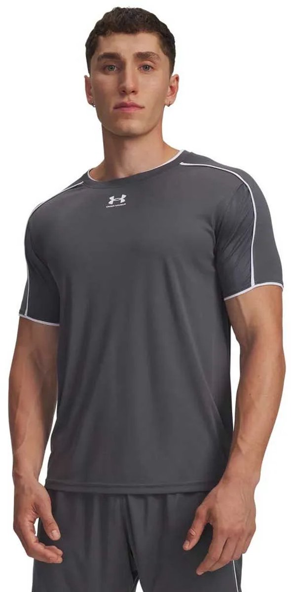 Under Armour Challenger Train T-shirt Met Korte Mouwen Grijs S Man
