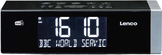Zwarte Lenco wekkerradio met DAB+ logo, tijd '16:10', zender 'BBC WORLD SERVICE' en een zilverkleurige rechterrand.