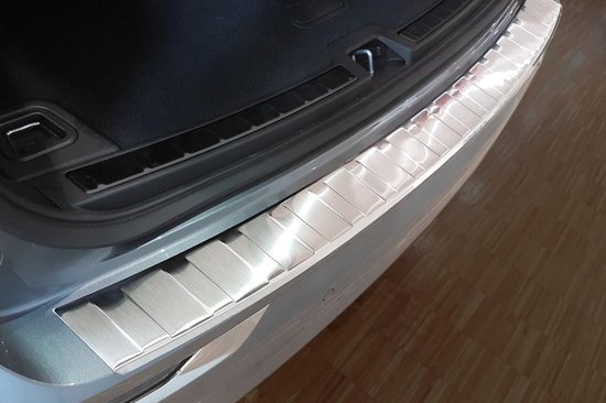 Achterbumper Beschermingsstrip Voor Volvo XC60 2009-2015 - Anti-Kras Rubber 104cm X 9cm Zwart