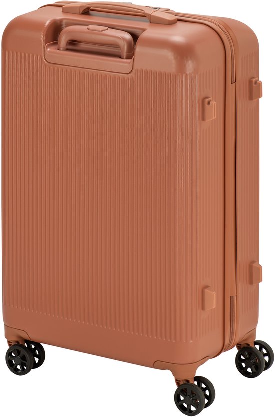 Bruine reiskoffer met vier wielen, verticale ribbels en een TSA-slot.