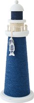 Blauwe houten vuurtoren met witte details, omwikkeld met touw en een hangend visje.