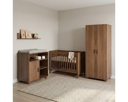 Born Lucky Roan Babykamer 3 Delig Compleet – Baby bed 60x120 cm – Commode – Kast – Walnut