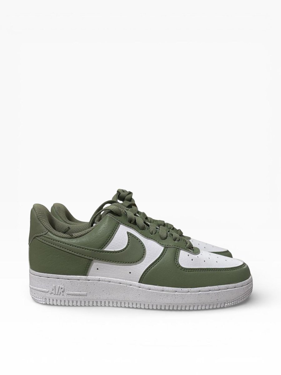 Nike Nike Air Force 1 ’07 NN Sneakers Dames Groen