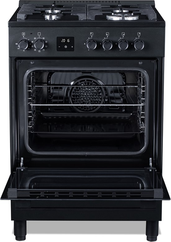 Zwart Everglades gasfornuis met open ovendeur, digitale timer en gietijzeren pannendragers.