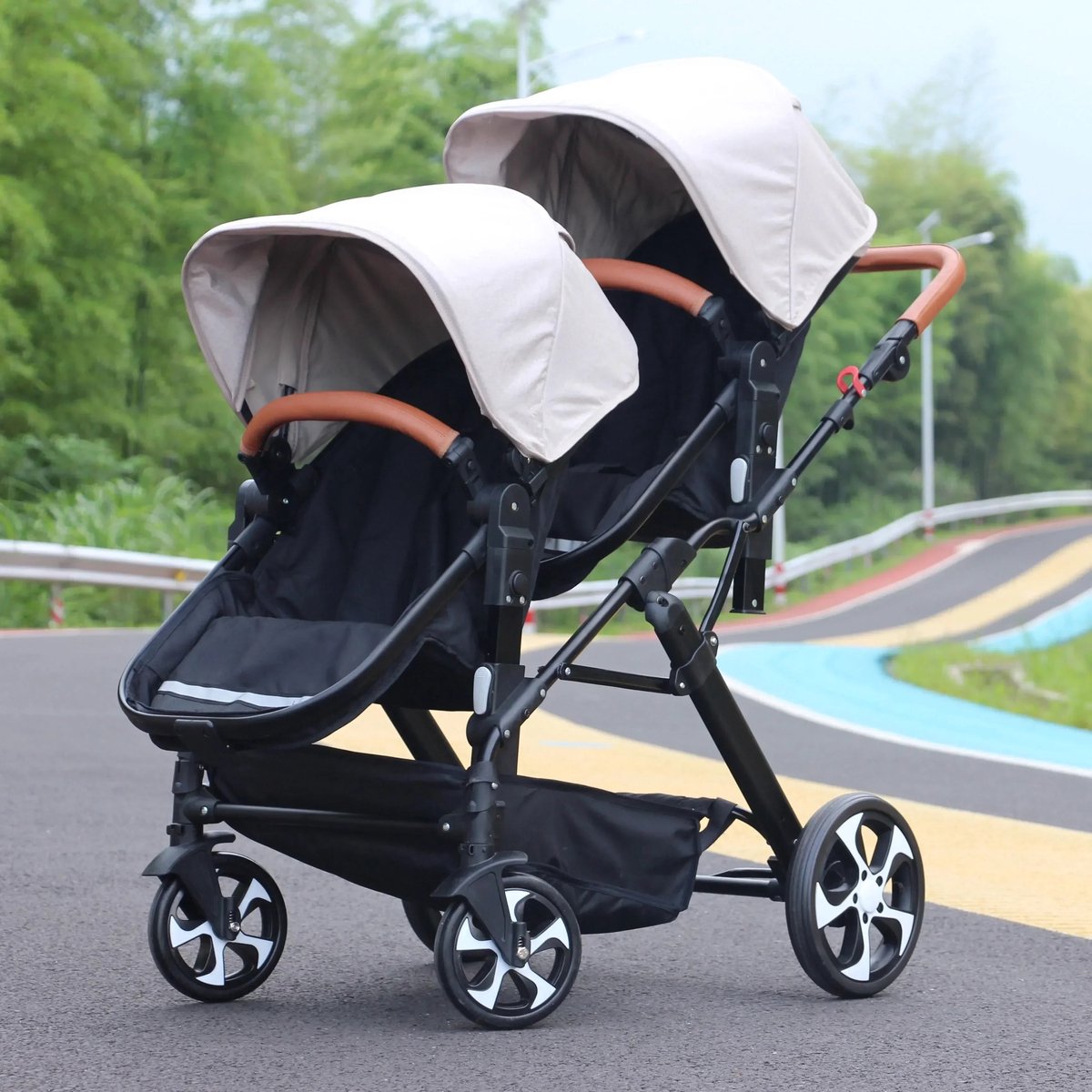 Sensova Dubbele Kinderwagen voor Tweelingen en Duo’s – Opvouwbare Duo Buggy met Zitten en Liggen, Afzonderlijk Verstelbare Zitjes, Schokdemping, Reiswiegfunctie, Luxe Duwstang en Comfort vanaf de Geboorte tot 22 kg per Zitje — cadeau in Cadeau-ideeën - foto 4