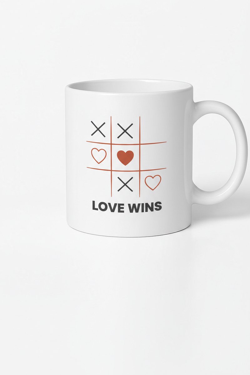 Witte Keramische Mok 'Love Wins' - Tic Tac Toe Design - Liefde Wint Cadeau