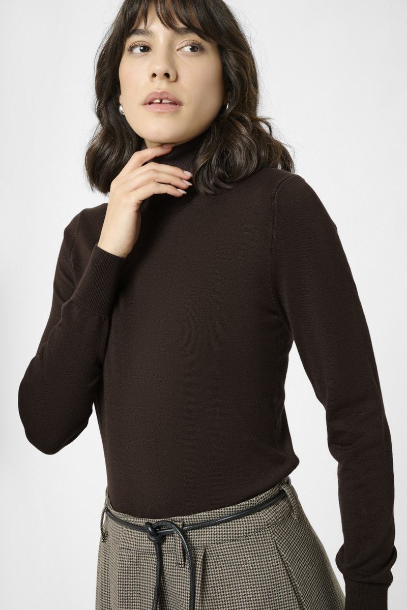 Pull ASTRID ROLL NECK KAFFE BLACK COFFEE 191111