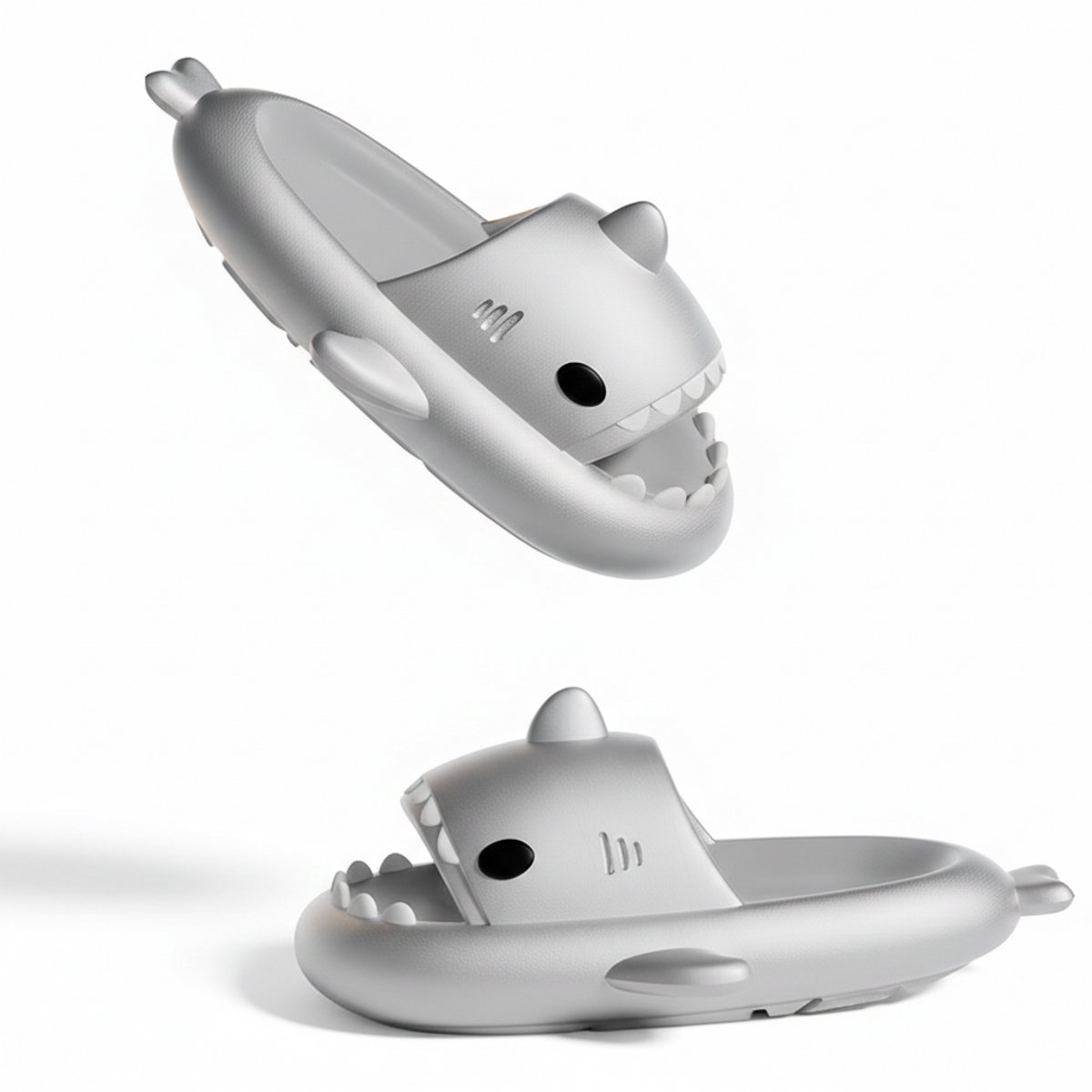 Silver Shark Slides - Haaien Slippers - Badslippers Unisex - Maat 37/38 - Metallic Zilver Trend 2026