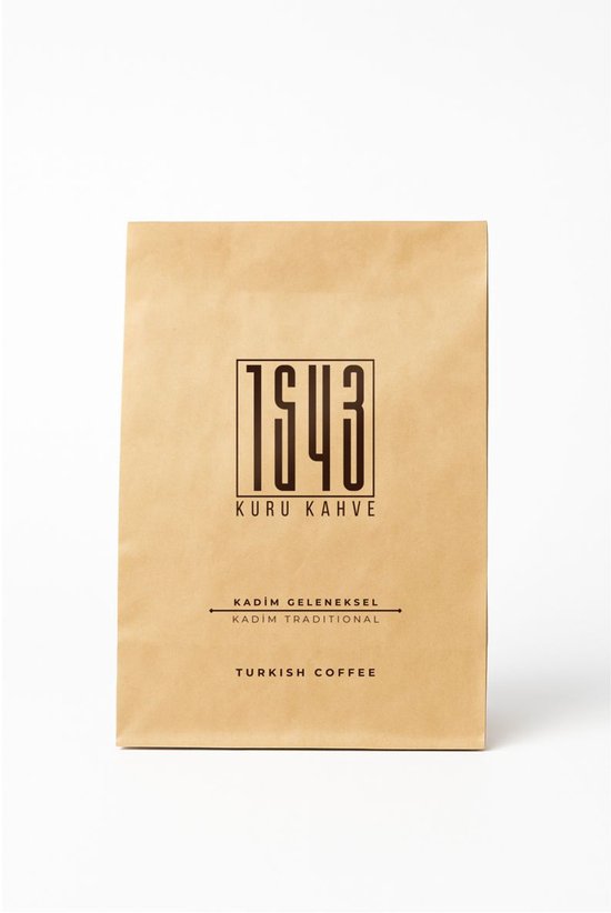 Bruine papieren zak met '1543 KURU KAHVE' logo, KADIM GELENEKSEL, KADIM TRADITIONAL, TURKISH COFFEE.