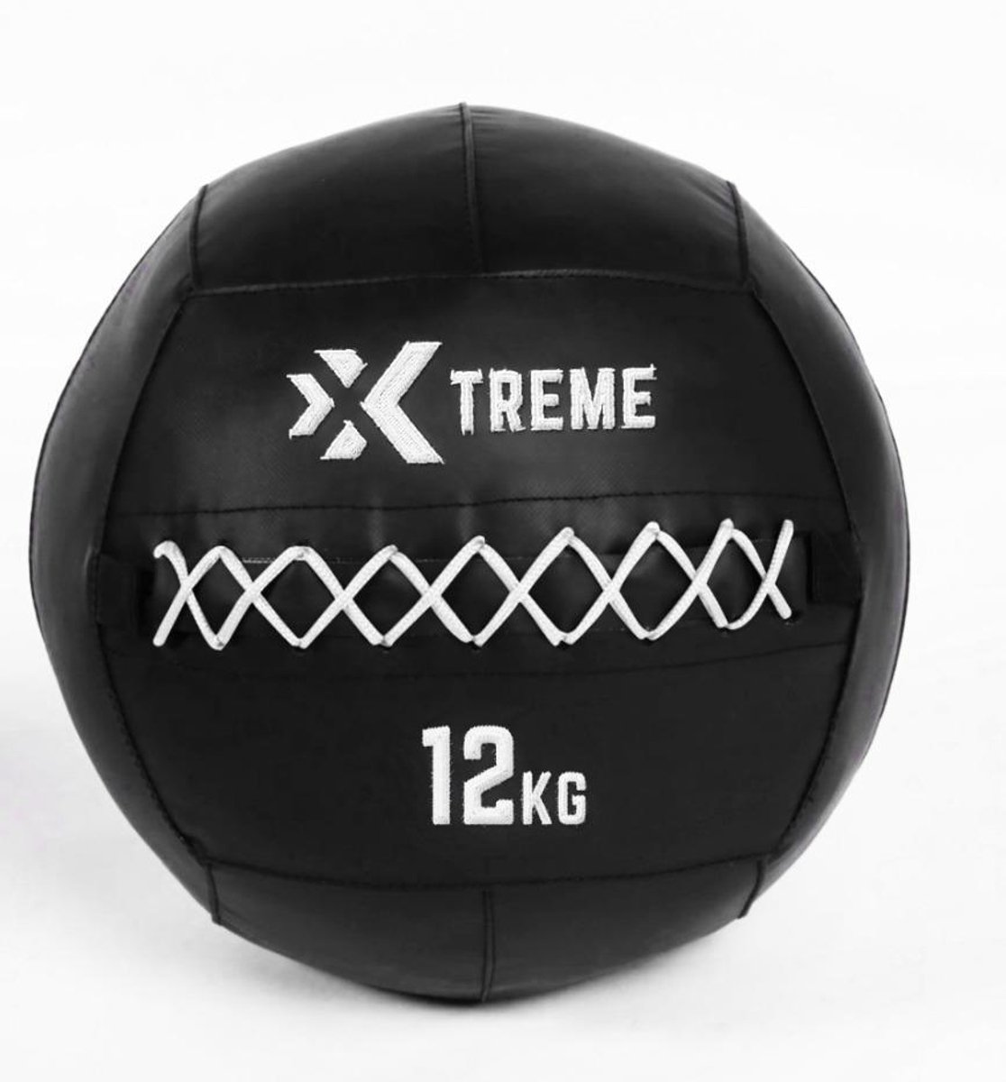 Xtreme Fitness Wall Ball Premium Zwart 12Kg - medicijnbal – medicine ball – wall ball – crossfit - Gewicht bal - medicine ballen - Hyrox Training - Comfortabele grip Voor Krachttraining en Functionele Oefeningen - Wall Ball voor Full Body Workouts