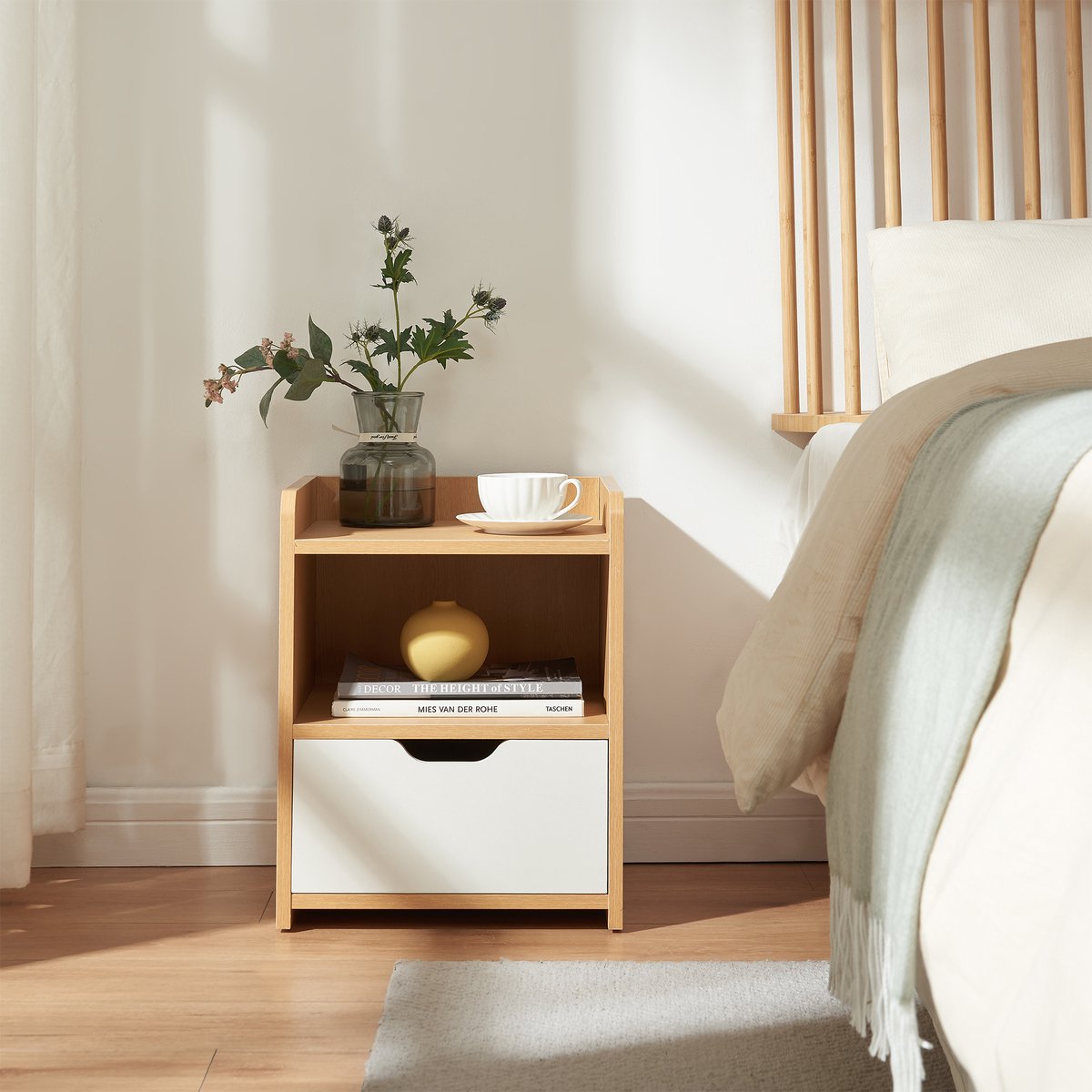 en.casa Nachtkastje Bordkak 45x36x34 cm eikenkleurig en wit [en.casa]