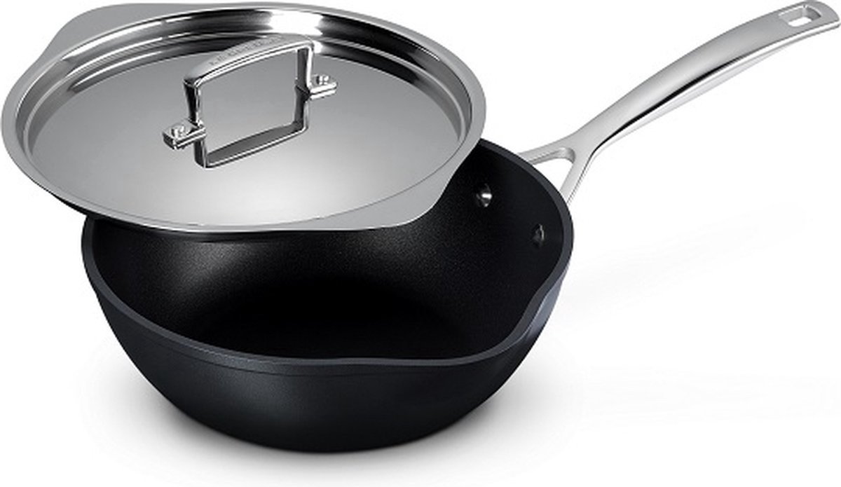 Le Creuset - Les Forgees- Chef's Pan - 24 cm - Met Twee Schenktuiten