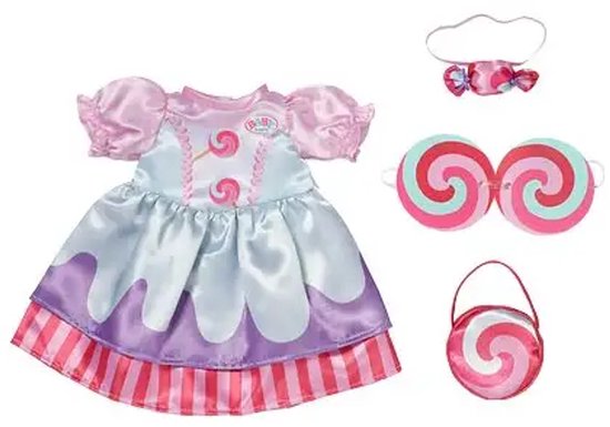 Roze en lichtblauwe jurk met paarse en roze gestreepte zoom. Met lollyprint en bijpassende tas, bril en haarband.