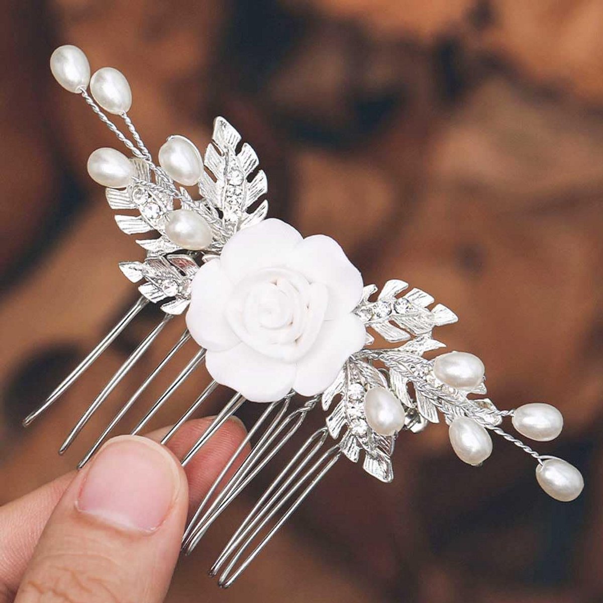 Zilveren Bruidshaaraccessoire met Bloem- en Bladmotief - Bruidshaarkam