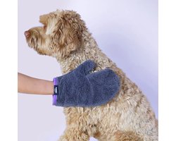 Furry Original® Droog Handschoen - Rustgevend Alternatief voor Droogdoek - Ideaal voor Poten, Baard en Buik - Sneldrogend, Super Absorberend en Zacht - Microvezel Handdoek - Labradoodle & Andere Honden - Kleine Pet Towel - Verzorging Hond - Antraciet