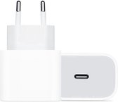 Witte 20W PD adapter met twee USB-C poorten, een aangesloten en een los.