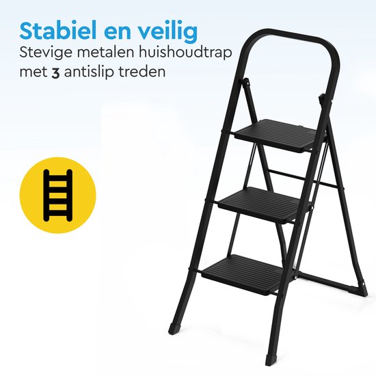 Zwarte metalen huishoudtrap met 3 treden en antislip treden, stabiel en veilig.
