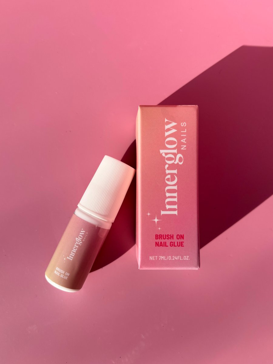 Innerglow Nails – Brush-On Nail Glue met Kwastje – Extra Sterke Nagellijm voor Plaknagels & Press-On Nails – Professionele Kunstnagel & Nepnagel Lijm
