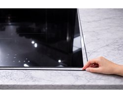 Clean 3dge® Original Inductie Randbeschermer – Tegen Vuil, Krassen & Vocht – Ook voor Gasfornuis & Keramische Kookplaat – Past op 63 tot 77 cm breed (rekbaar) (Dikte Ø 1,75 mm)