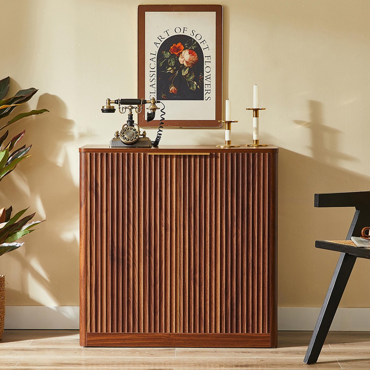 KOMHTOM Moderne buffetkast met ingelegde panelen en in hoogte verstelbare planken, tv-meubel of buffetkast voor woon- en eetkamer, waterdicht blad, 120 x 40 x 76 cm, bruin