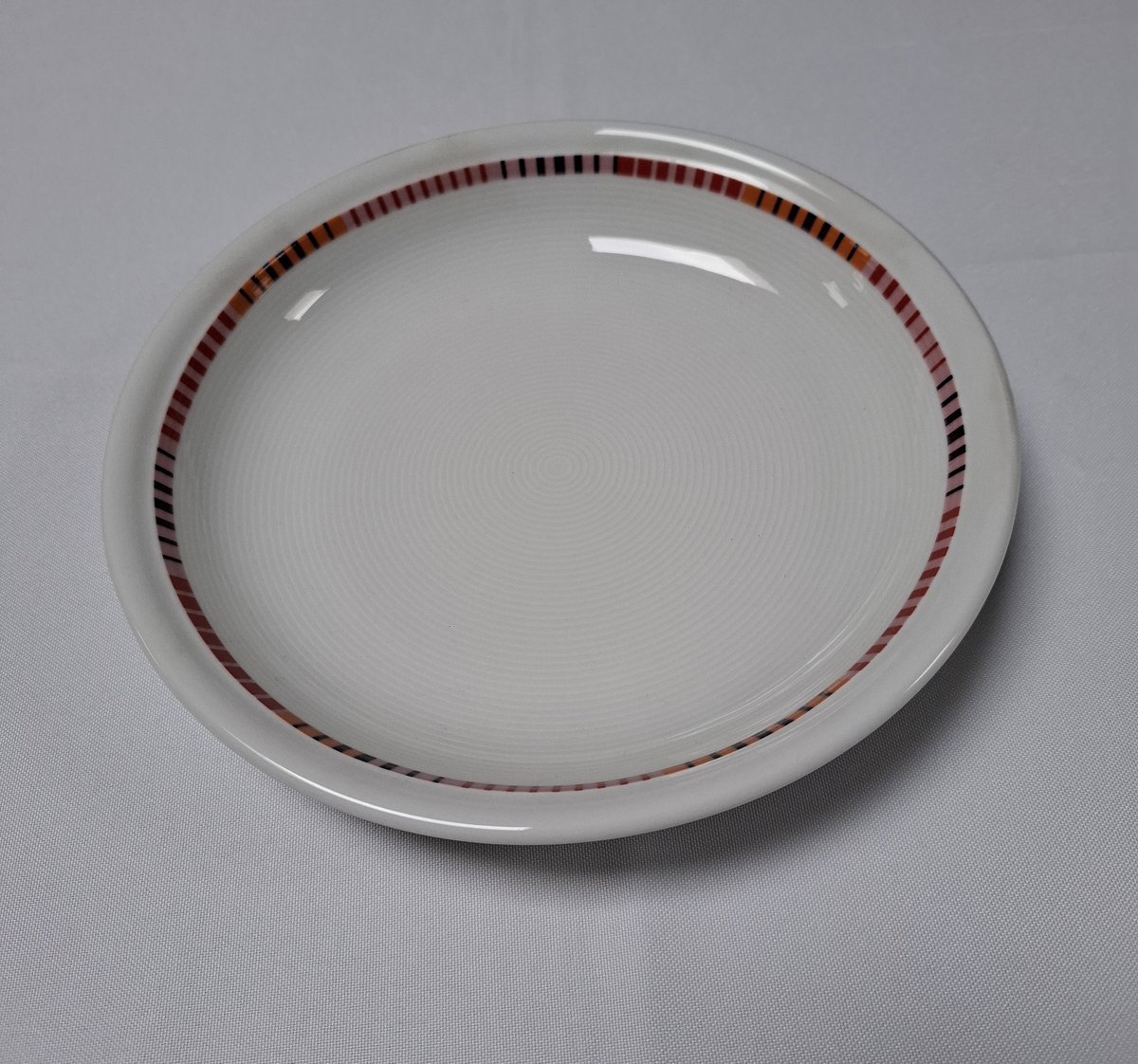 Thomas Trend Red Stripy diep bord 22 cm