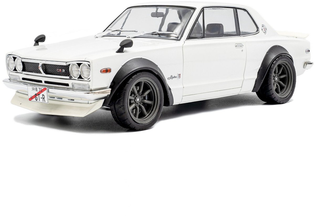 Nissan Skyline (C10) Hakosuka 1970 - 1:18 - Solido