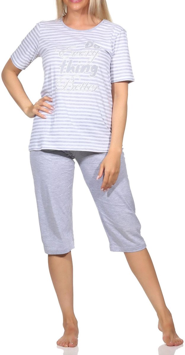 Normann Korte Normann dames capri pyjama in een fijn garengestreepte look grau-mel.