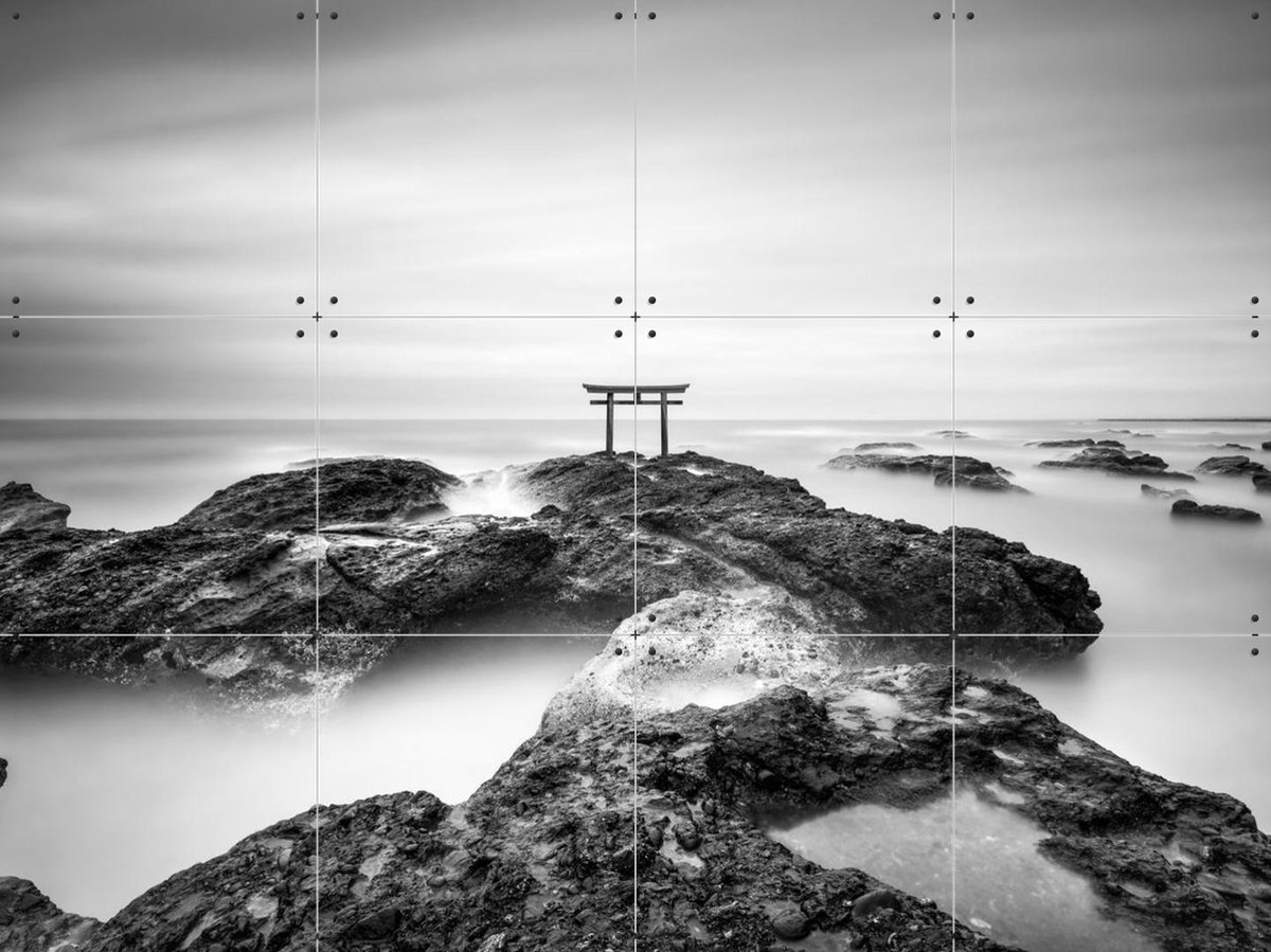 IXXI Torii Gate Oarai Isosaki Shrine - Japan, Jan Becke - 80 x 60 cm - Gratis ophangtool - Grote wanddecoratie en posters - Fotografie, Slaapkamer