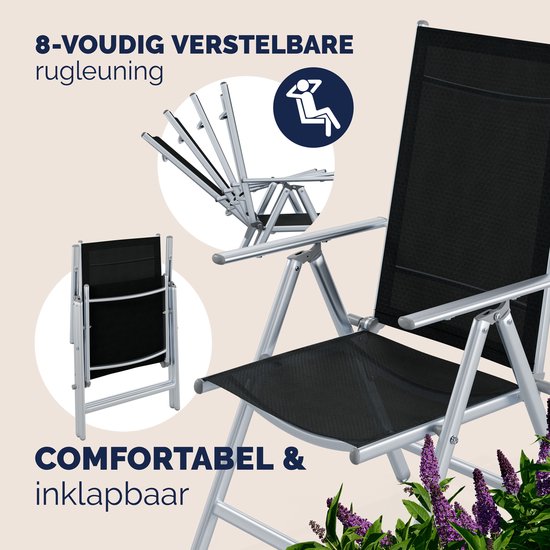 Zilverkleurige aluminium tuinstoel met zwarte textileen zitting en rugleuning, opvouwbaar.