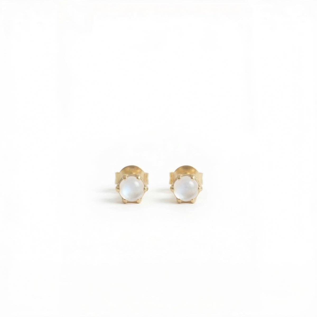 Oorknopjes Geboortesteen Juni Maansteen Goud | cadeau dames
