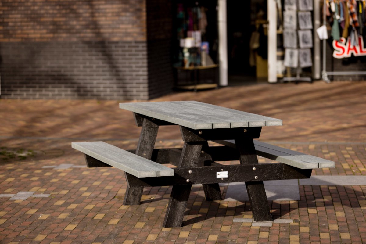 Rockwood® Picknicktafel Zwaar kunststof - Mineral Grey (154kg) 1.80m inclusief montage op locatie Naturel