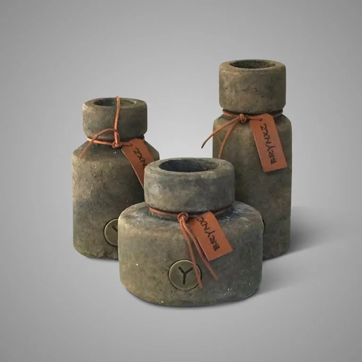 Brynxz Set of 3 bottles leather Rope Majestic Brown- Set van 3 vaasjes- Woondecoratie- Moederdag- vaas- sffervol