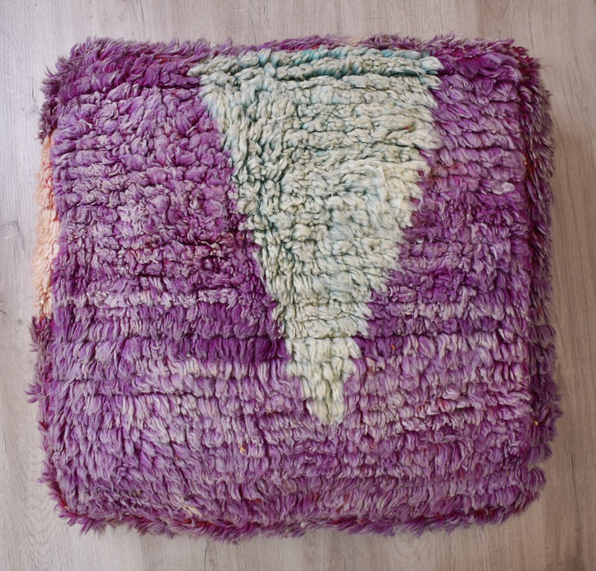 Poufs&Pillows Marokkaans vloerkussen - Kilim poef - handgeweven unieke kelim uit natuurlijke materialen - Gevuld geleverd k1509