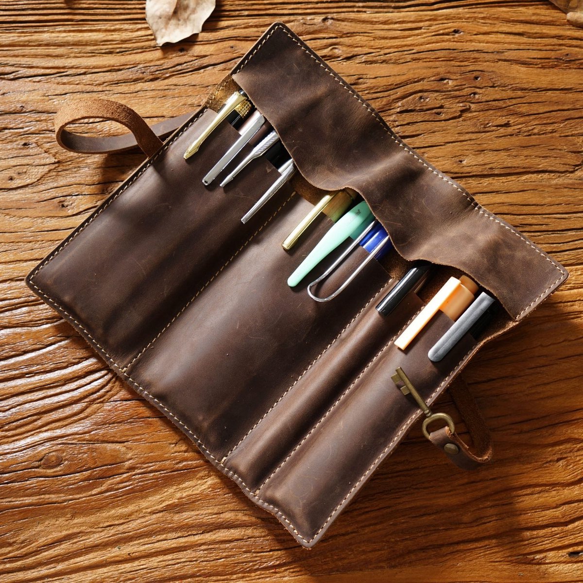 Leren Rol Etui van Top-Grain Rundleer – Pennenhouder voor 10 Pennen - Koffie