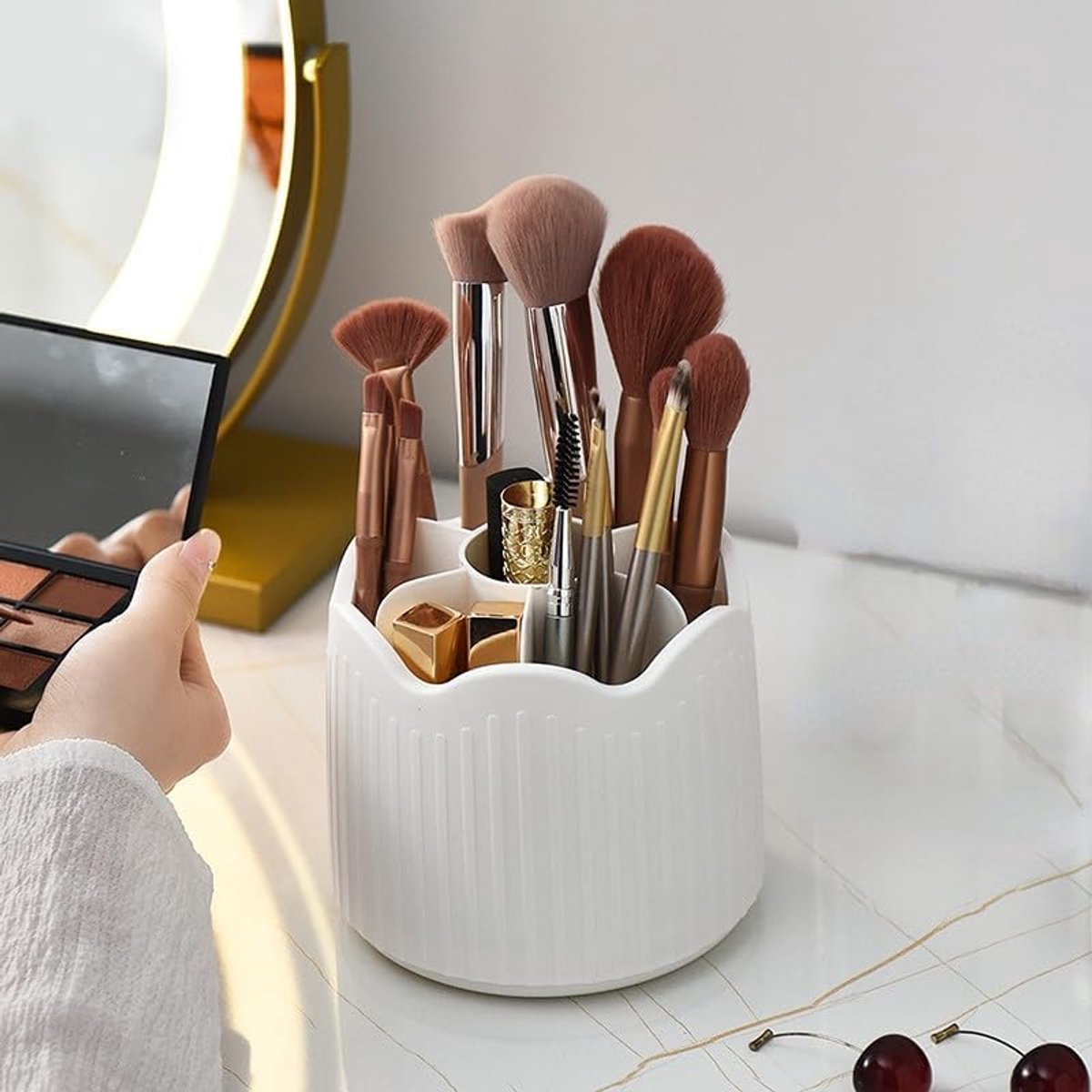 Opbergdoos - Draaiende Make-up Organizer - 360° Draaibare Make-up Organizer - Houder voor make-upkwasten - Stabiel En Ruimtelijk Ontwerp Voor Kaptafel Of Badkamer - 1 Stuk - Wit