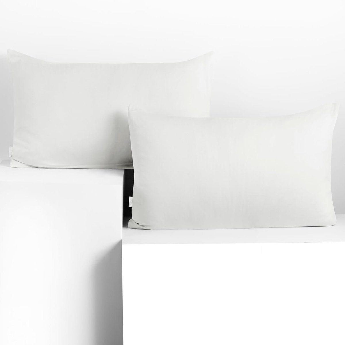 Famanu Set van 2 jersey katoenen kussenslopen - 50 x 60 cm - wit - zachte en ademende stof - met rits - duurzaam en comfortabel White