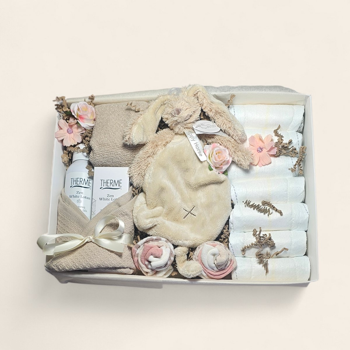 Kraamcadeau jongen en mama – Happy Horse richie knuffeldoekje, sokjes, luiers & Therme Zen voor mama – Luxe doos