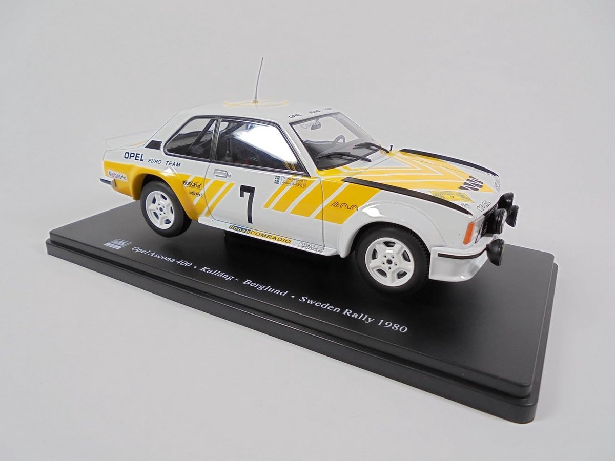 Schaalmodel Auto 1:24 Opel Ascona 400 Rally Uitgave