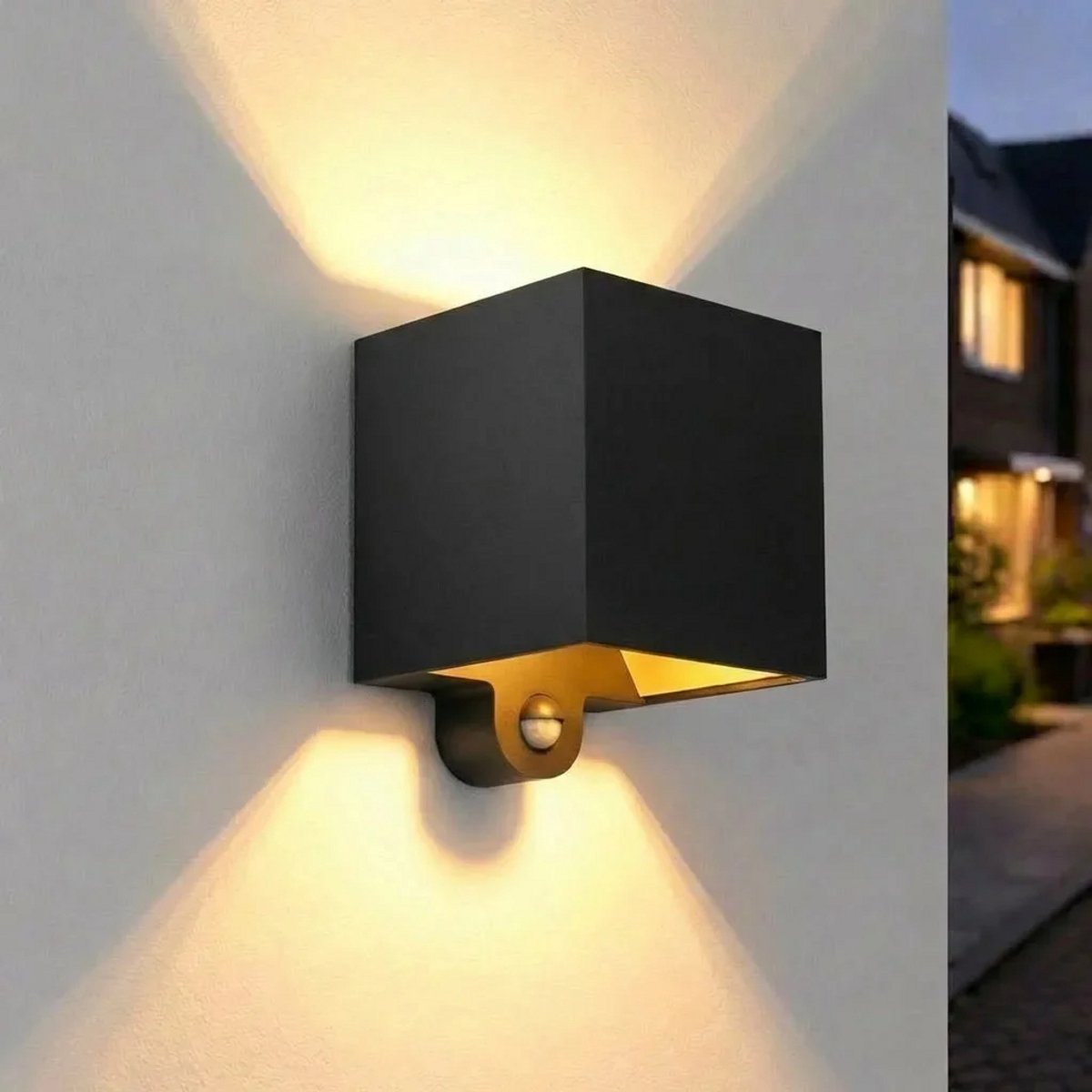 Bol.com Luminize Oplaadbare buitenlamp met bewegingssensor - Aluminium - Draadloze wandlamp usb oplaadbaar - Tuinverlichting aanbieding