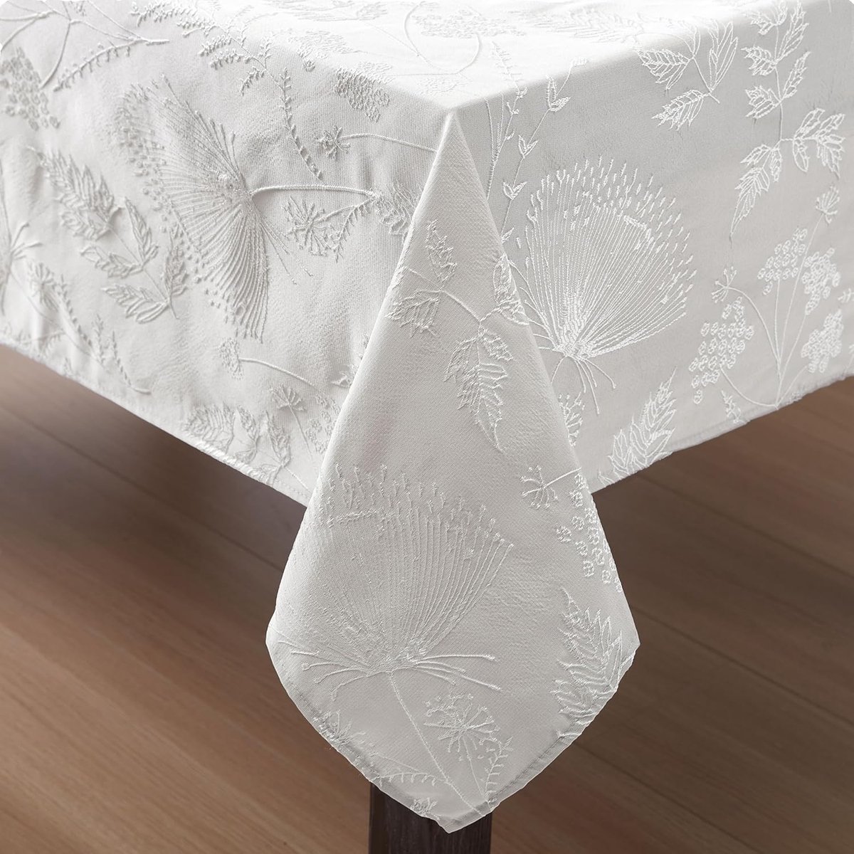 Elegante kreukbestendige jacquard tafelkleed 152,4 x 304,8 cm voor diners en feesten