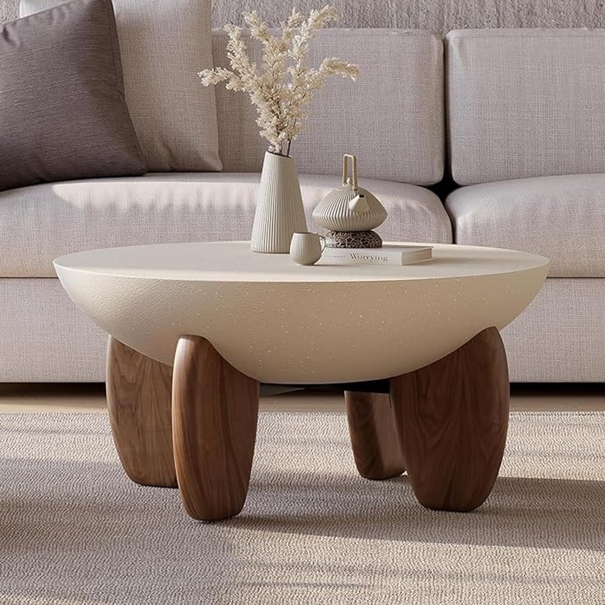Ronde Salontafel Betonlook 76 cm – Moderne Minimalistische Couchtisch met Massief Houten Poten – Luxe Woonkamertafel in Cement Optiek Elfenbein & Walnoot – Pauwhome