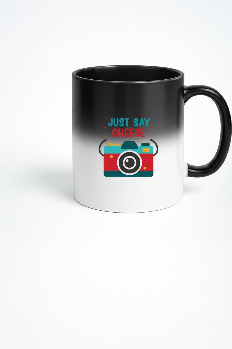 Just Say Cheese Magic Mok - Zwarte Koffiemok met Verborgen Camera Design