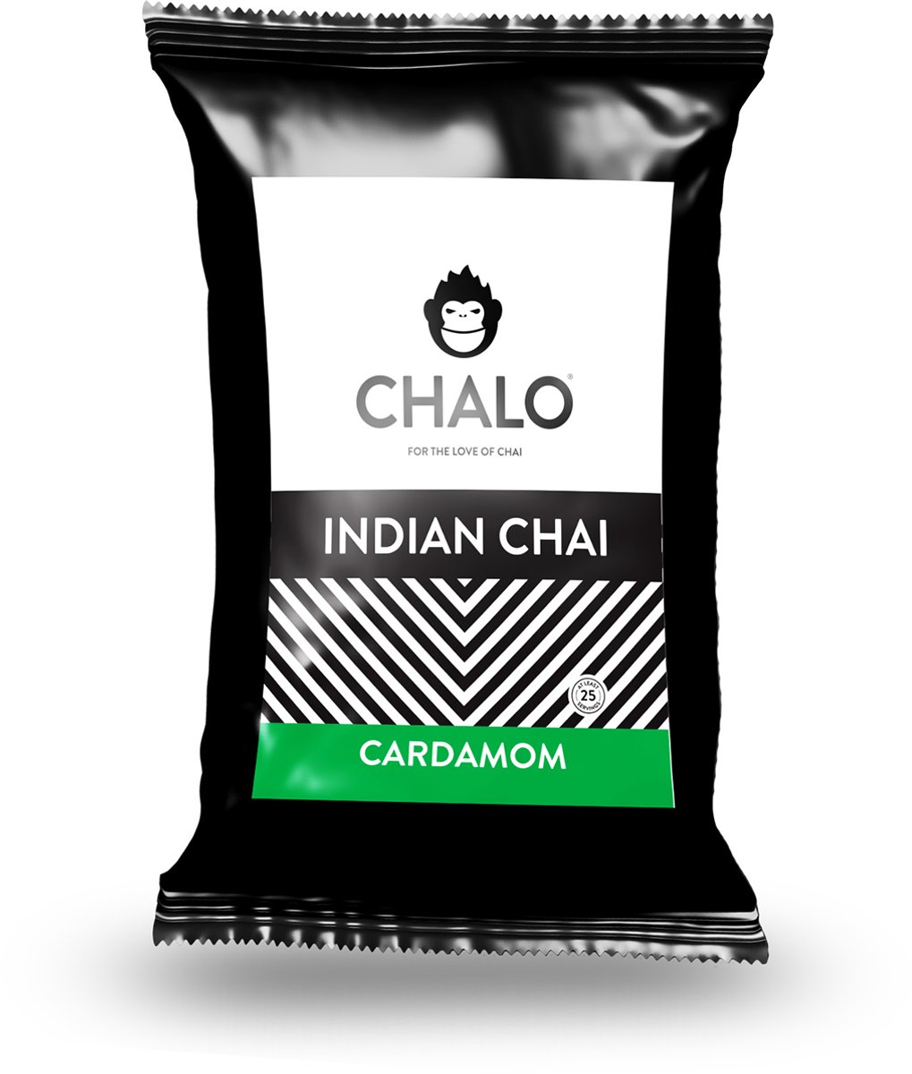 CHALO Cardamom Chai Latte - Indische Vegan Chai - Zwarte Assam thee - Navulzak met maatschepje