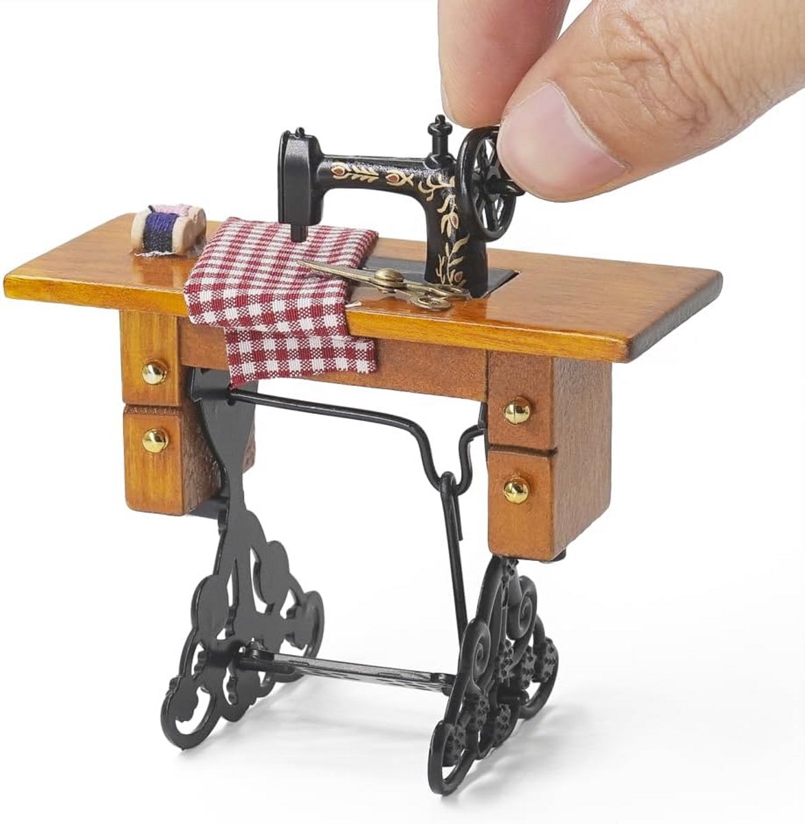 Miniatuur Naaiteufels Set voor Poppenhuis - Schaal 1/12 Vintage Naaikamer Accessoire