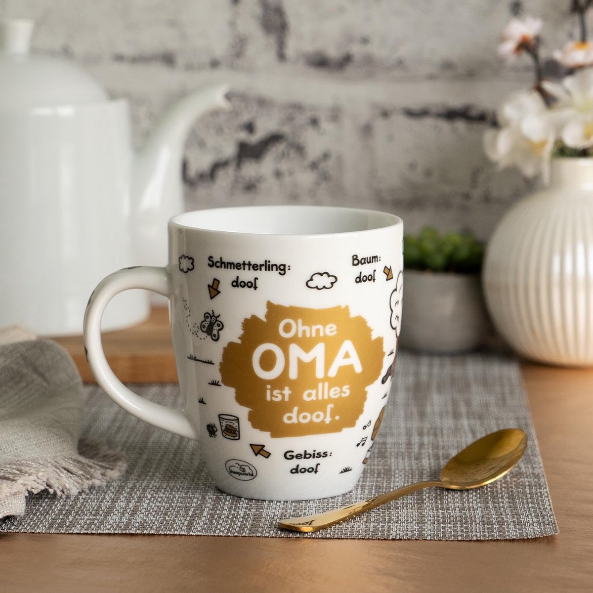 Grote Porseleinen Mok met Duitse Tekst "Zonder Oma is alles stom" - 45 cl