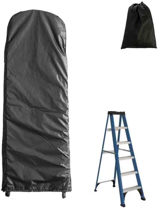 Zwarte, lange ladderhoes, een blauwe trap en een zwarte opbergtas op een witte achtergrond.