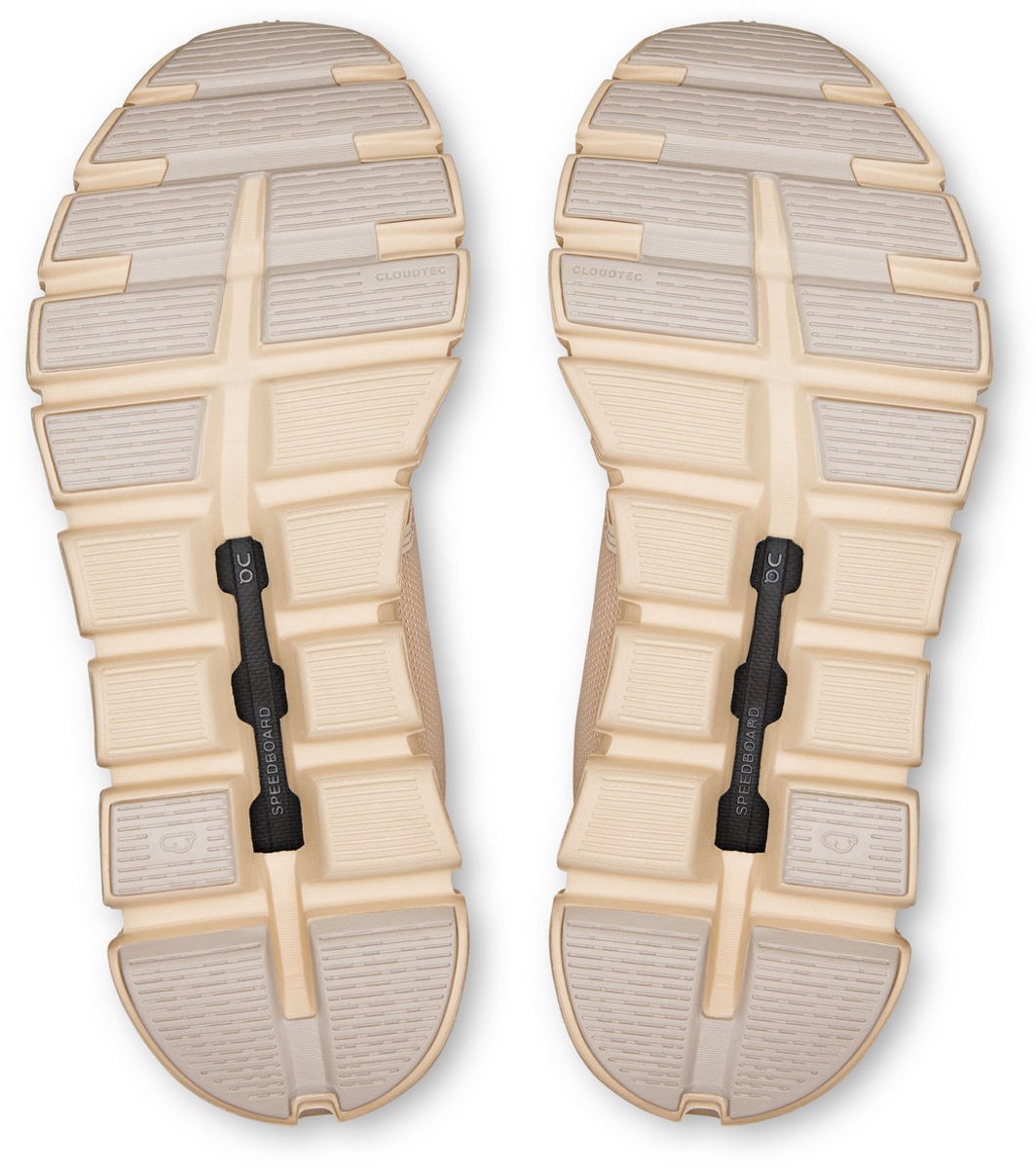 on Cloud 6 W – Schoenen Wandelschoenen Lage schoenen Creme