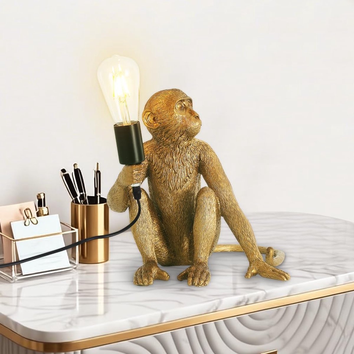 Hars Aap Lamp - Nachtlampje Creatief - Woon Decoratie - Uniek Dieren Design - 30.5 cm Hoog - Goud
